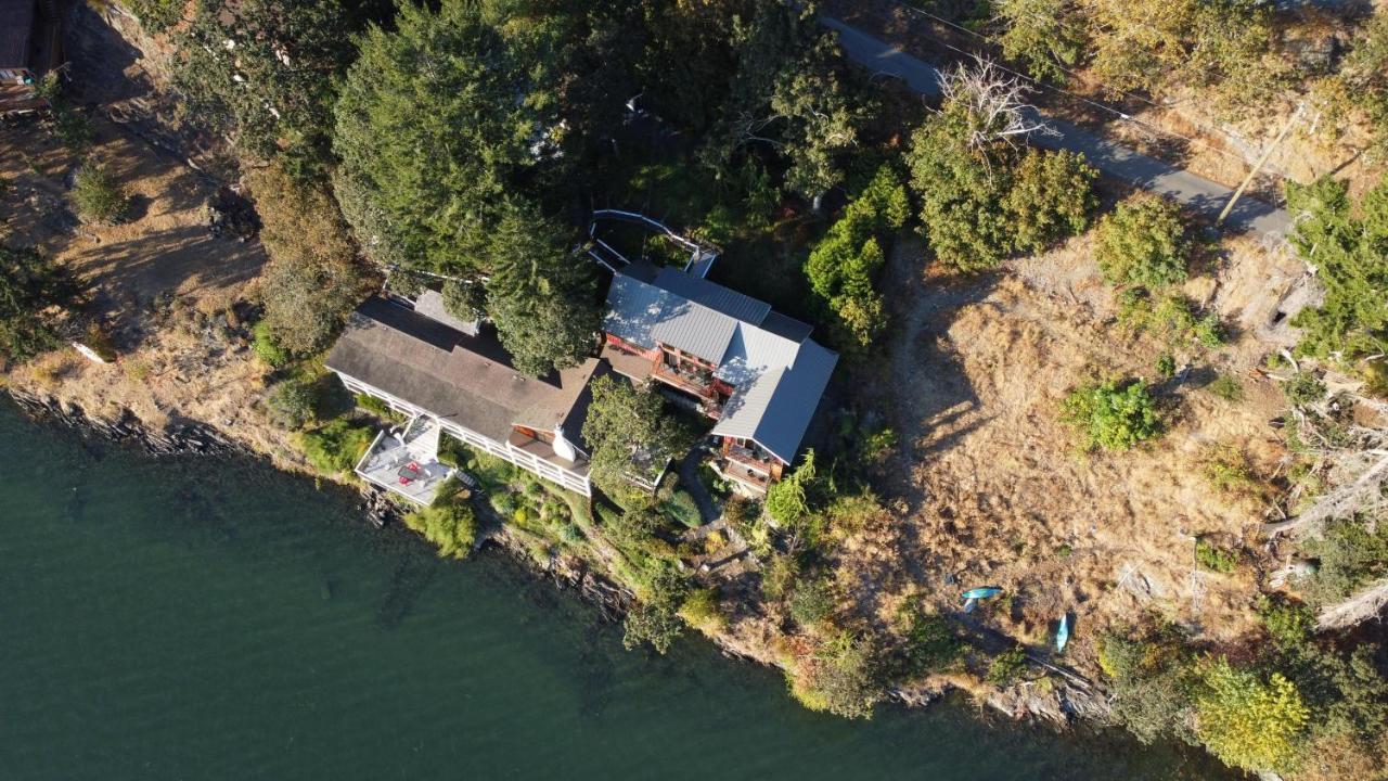 Salishan Tree House Suite Cowichan Bay Exterior photo